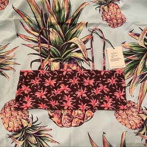 NWT Acacia Swimwear Rhodes top size M